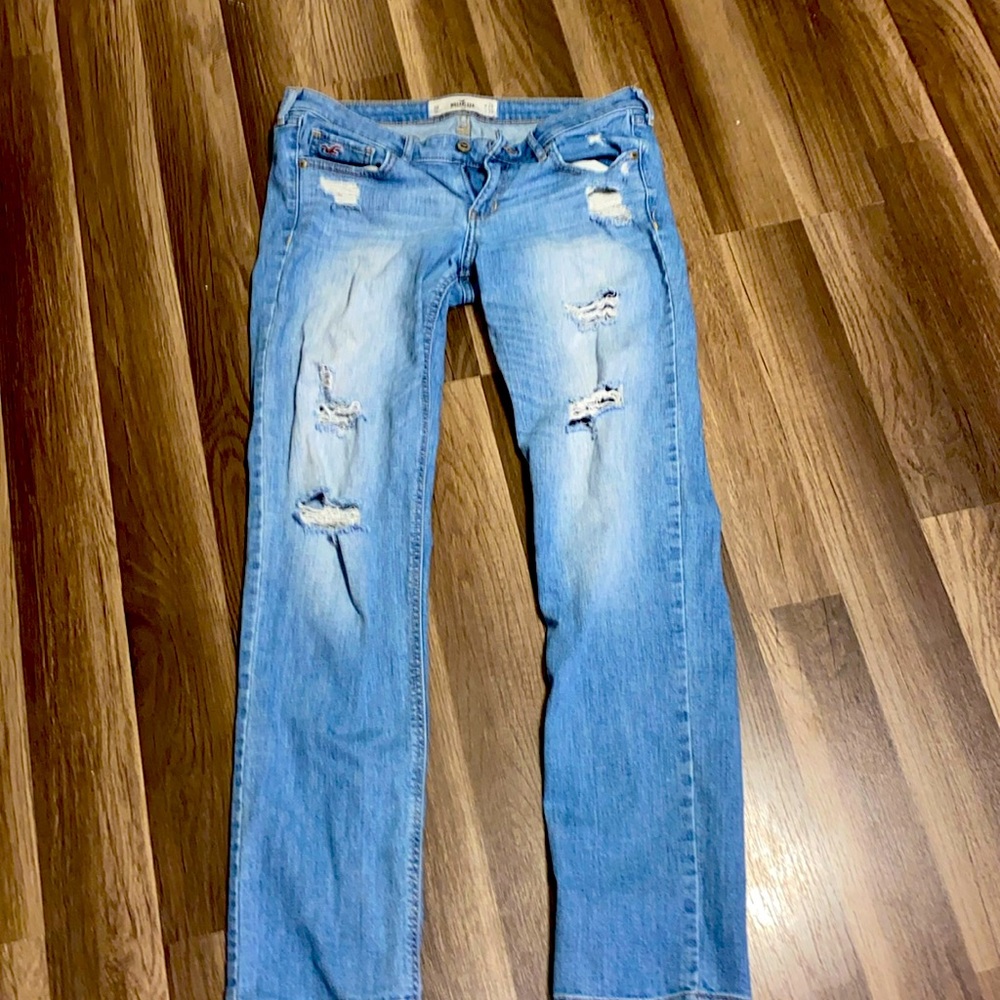 Hollister ripped jeans wide 29
